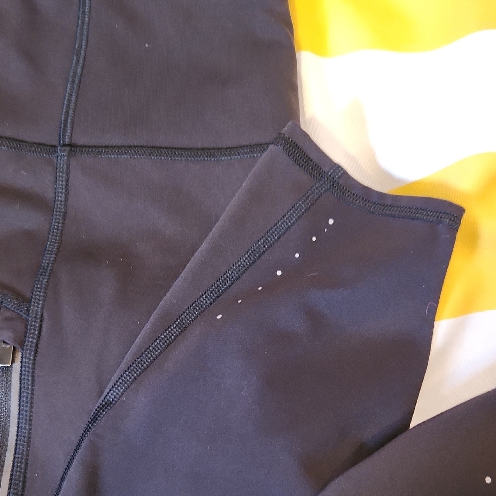 Athleta Black Paneled Leggings - Picture 5 of 5